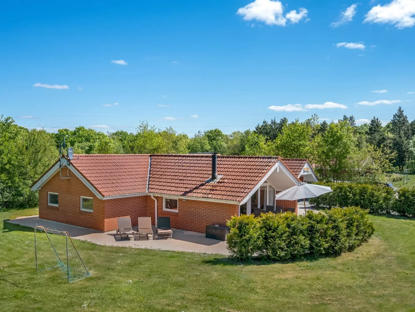 "Erp" - 10km from the sea-Draußen