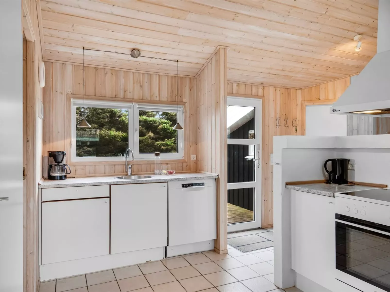 "Ellen" - 289m from the sea-Inside