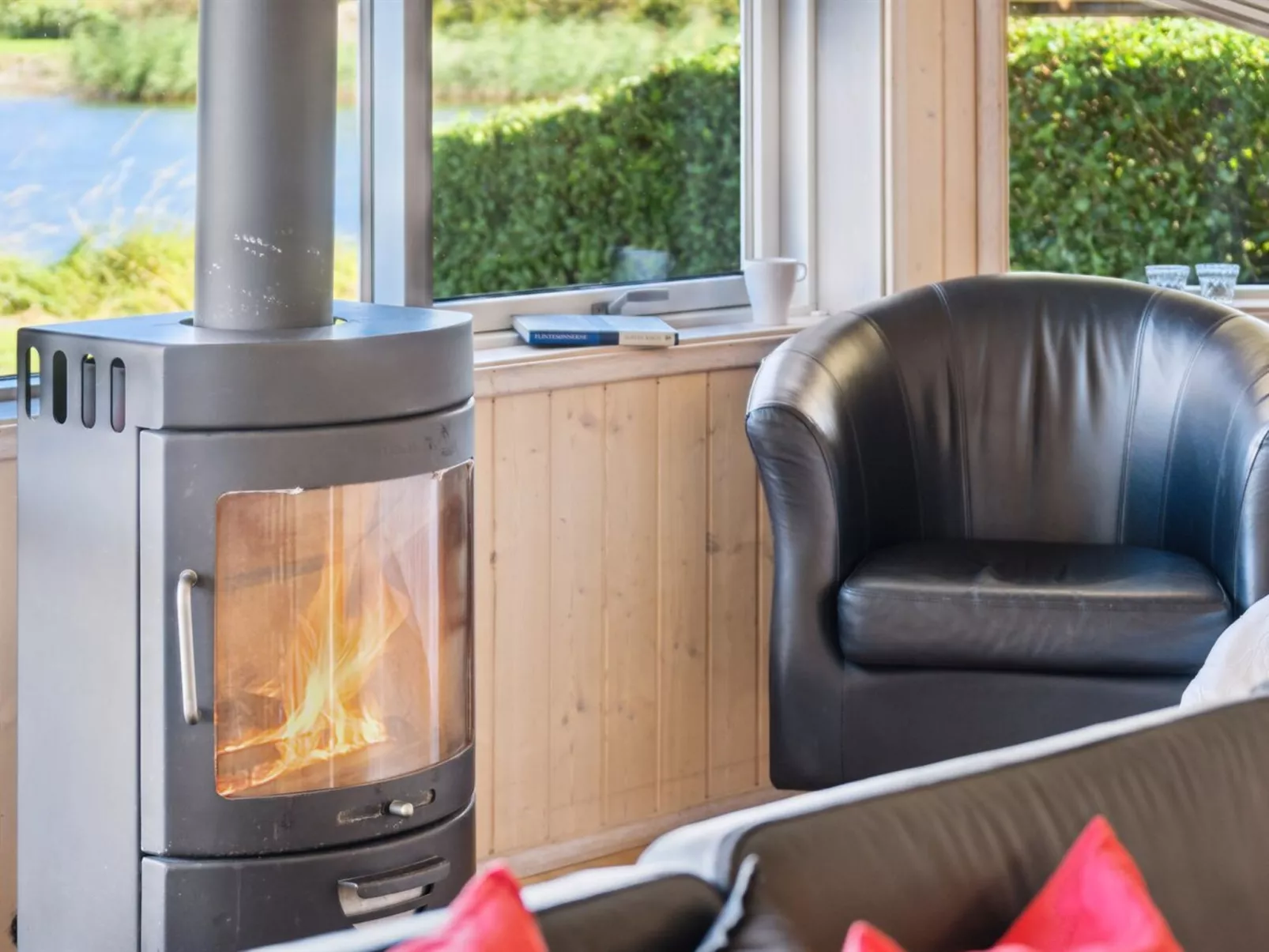 "Godtfrede" - 950m from the sea-Inside