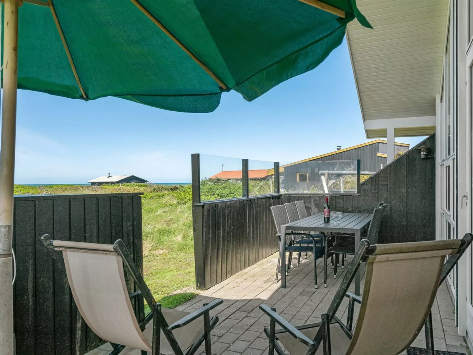 "Hubert" - 150m from the sea-Outside