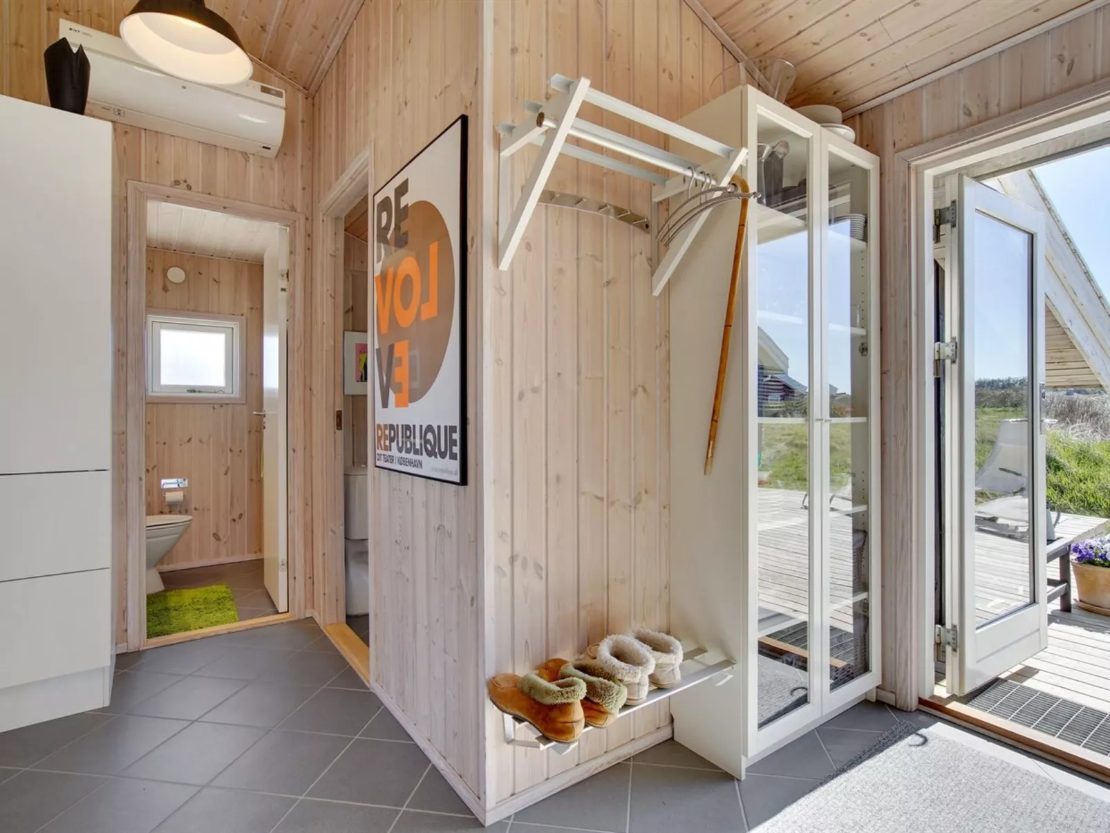 "Gila" - 250m from the sea-Dedans