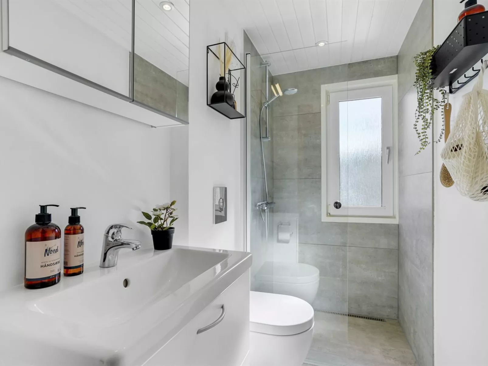 "Afke" - 900m from the sea-Dedans