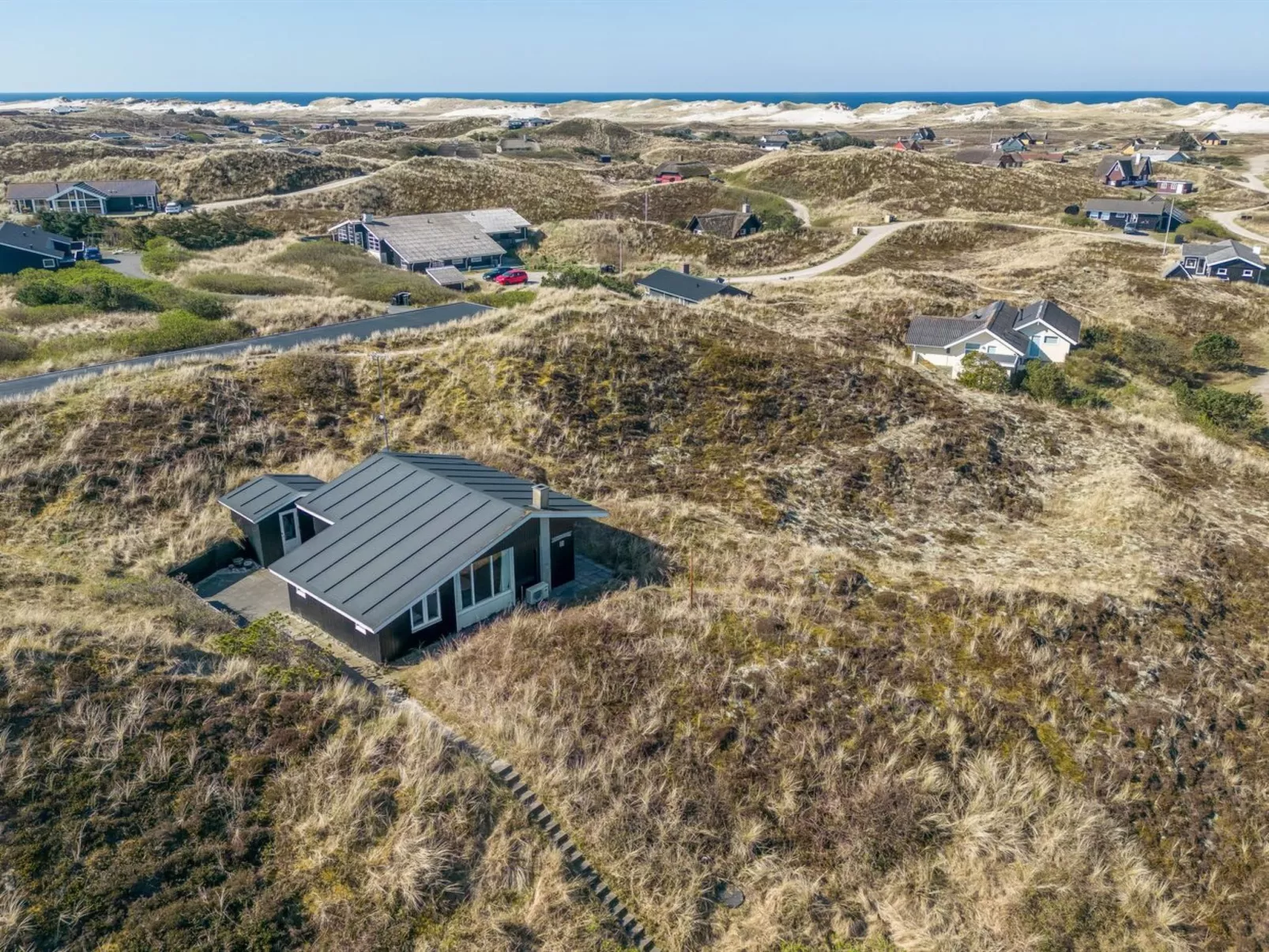 "Vina" - 200m to the fjord-Outside