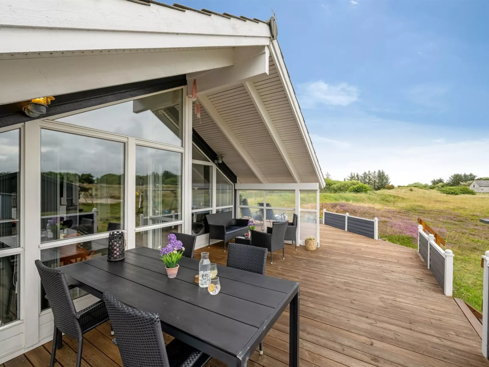 "Cyrill" - 250m to the fjord-Dehors