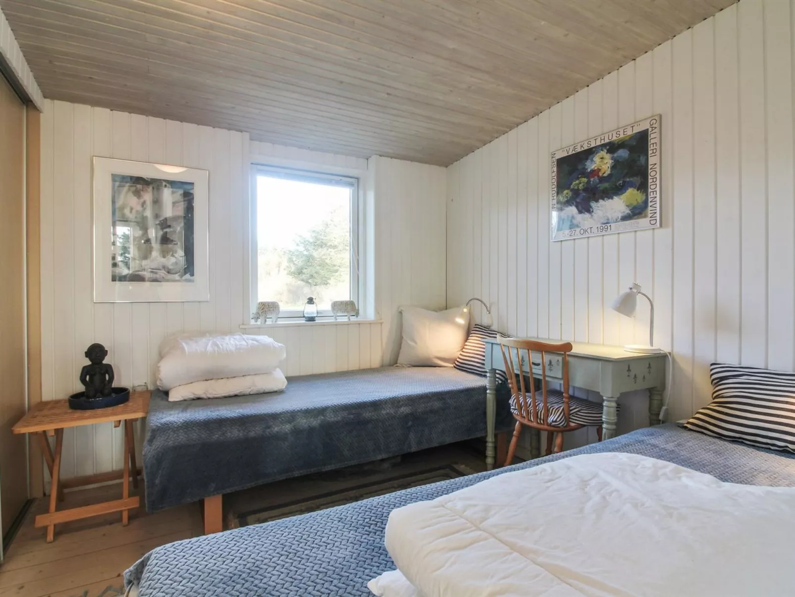 "Habbo" - 500m from the sea-Inside