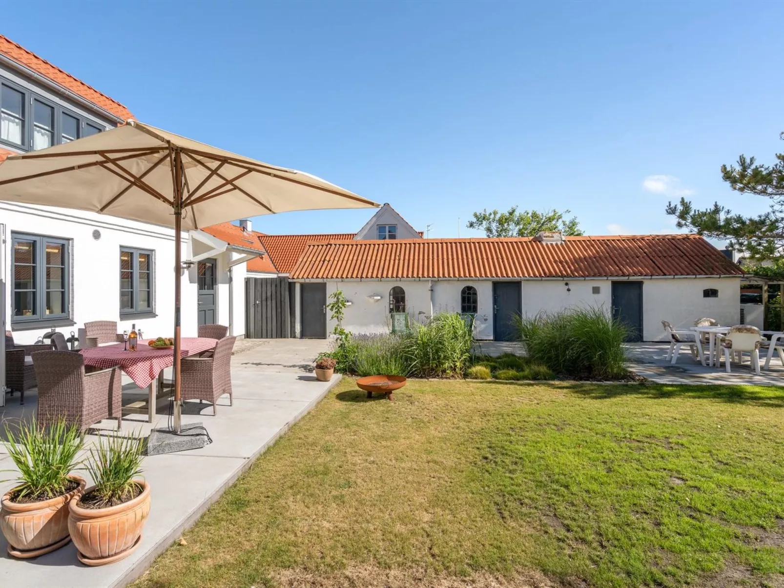 "Shiva" - 300m from the sea-Dehors