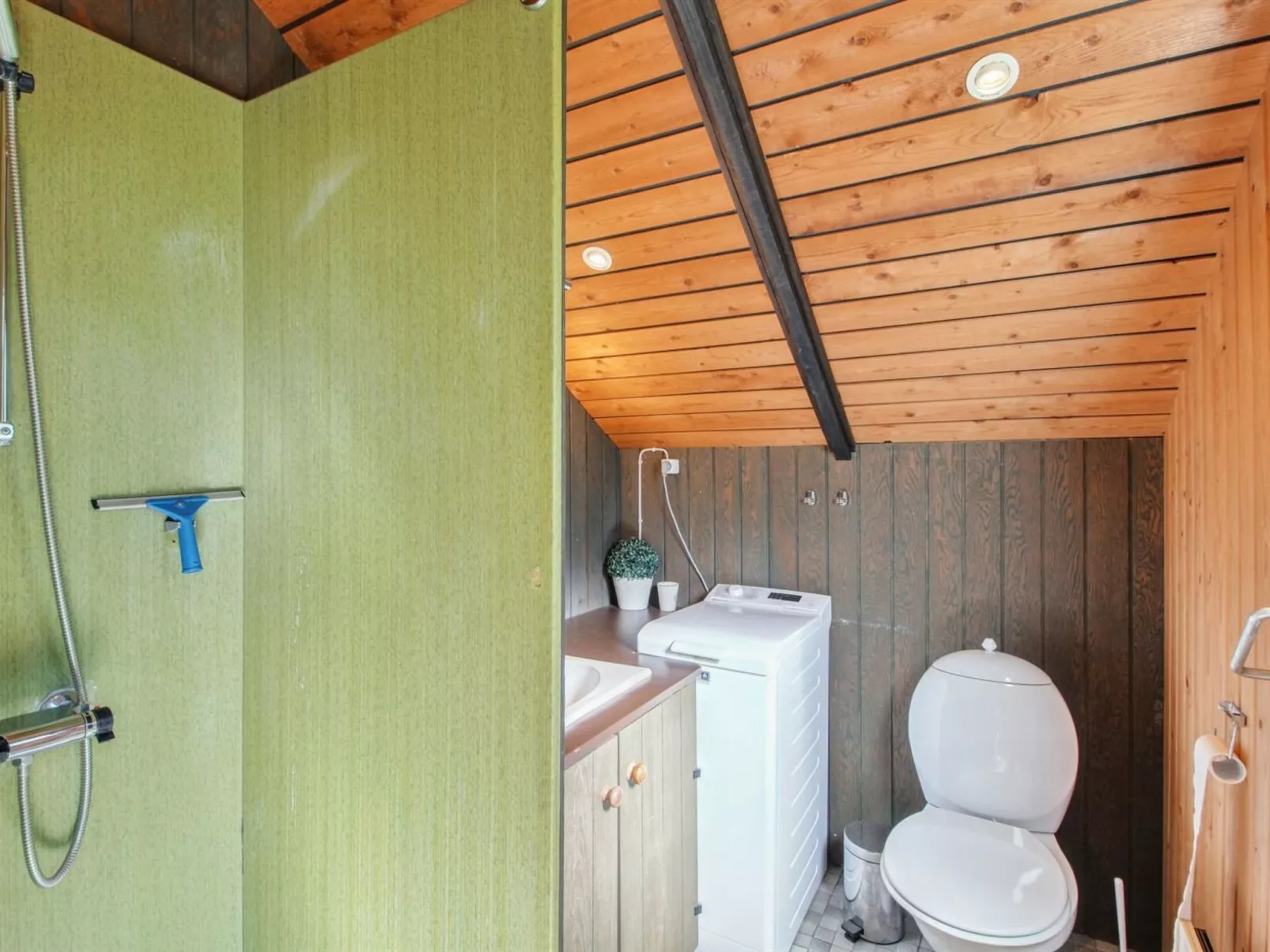 "Melba" - 8km from the sea-Drinnen