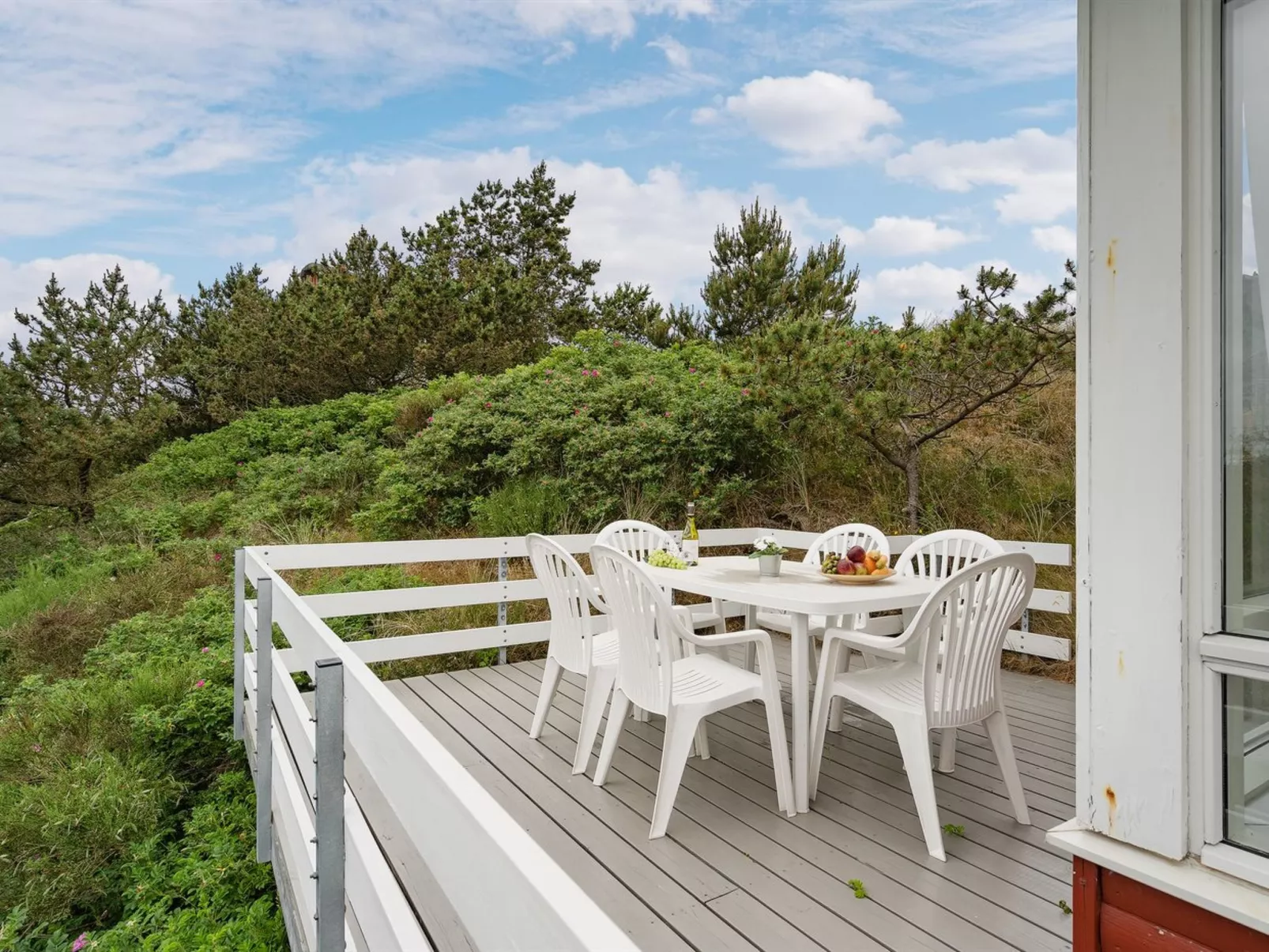 "Taimi" - 200m from the sea-Outside