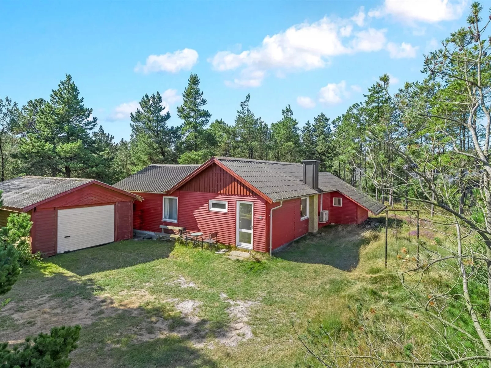 "Dorreth" - 800m from the sea-Outside