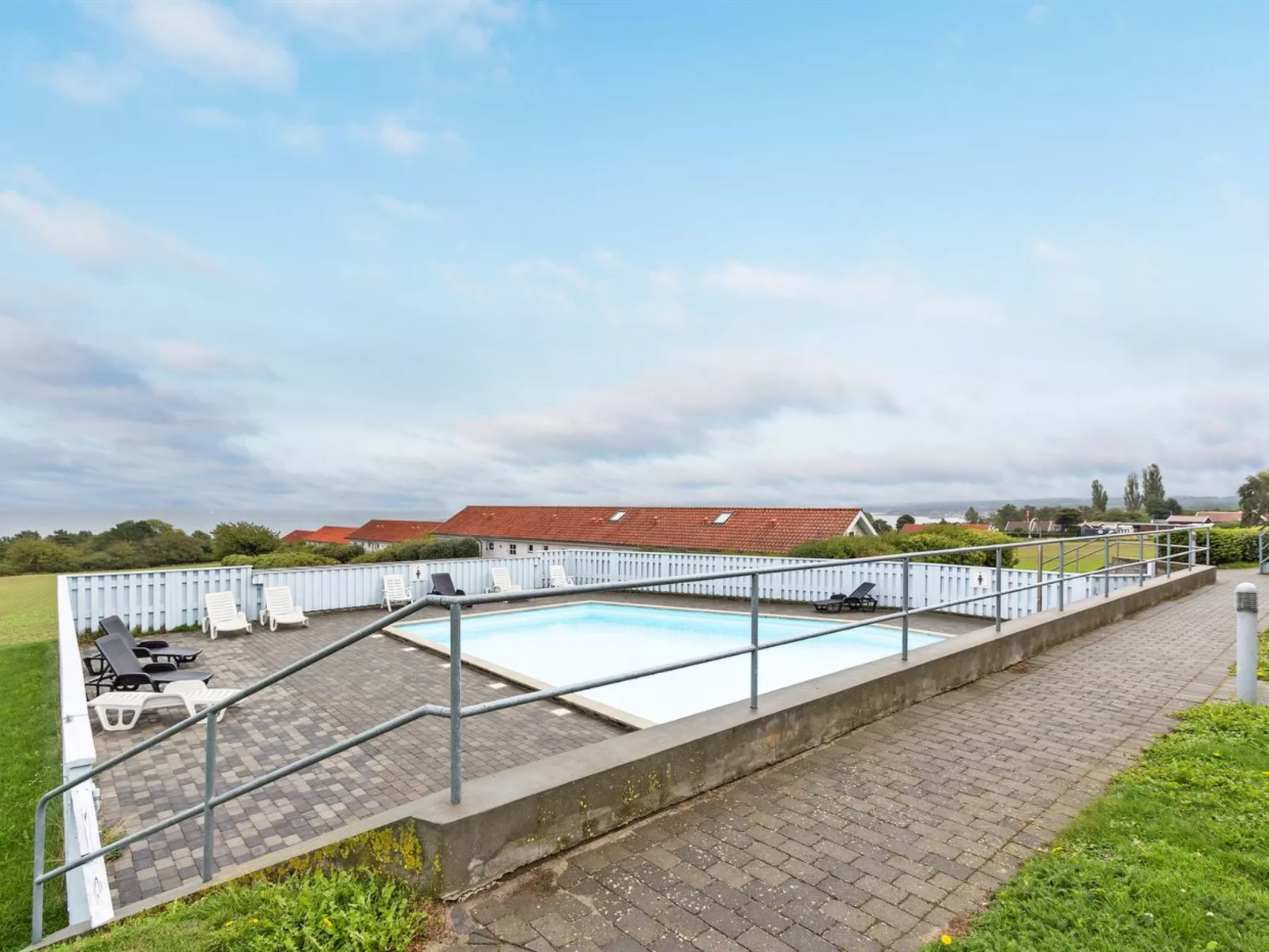 "Atte" - 300m from the sea-Draußen