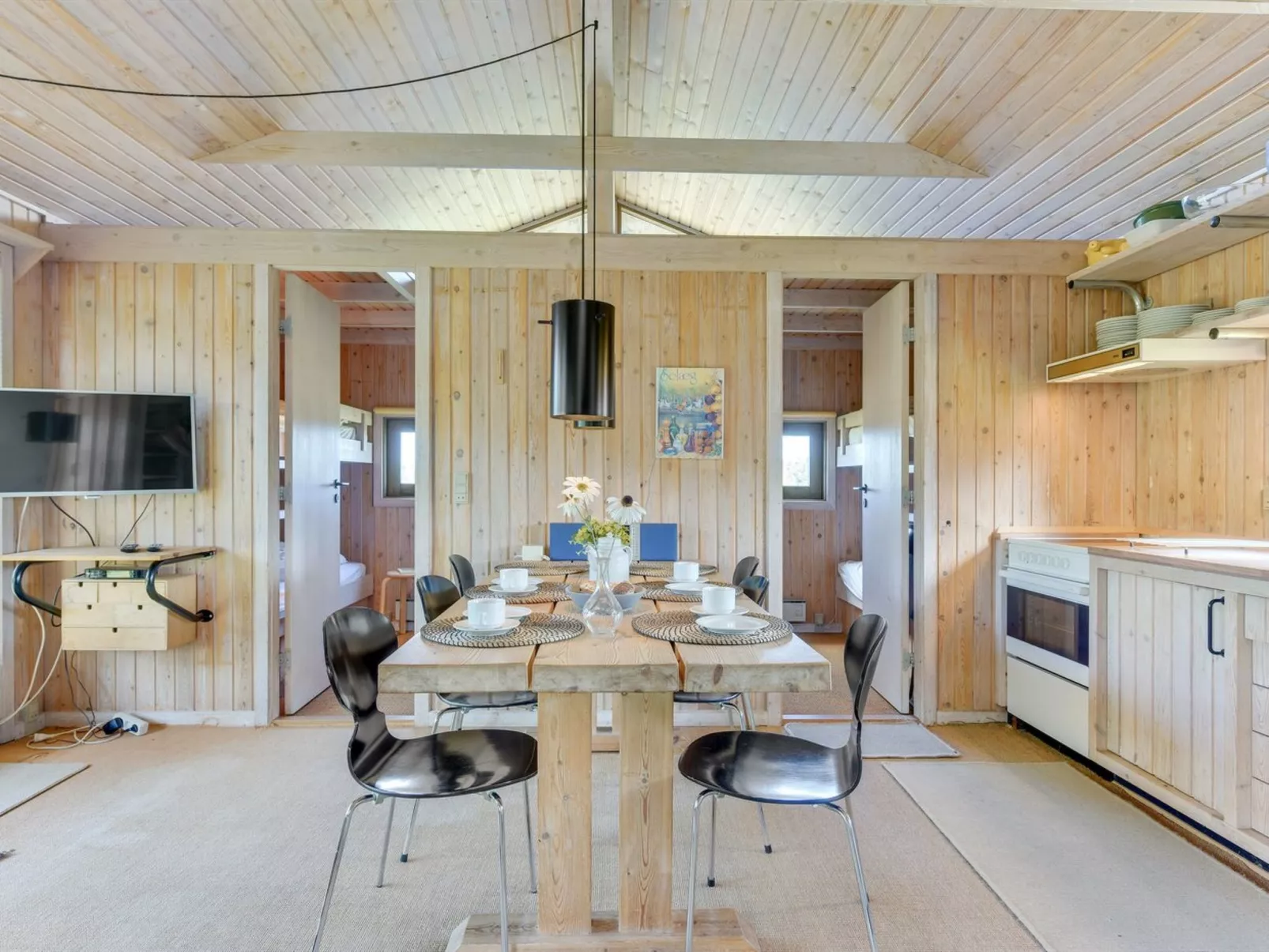 "Aiva" - 1.5km from the sea-Drinnen