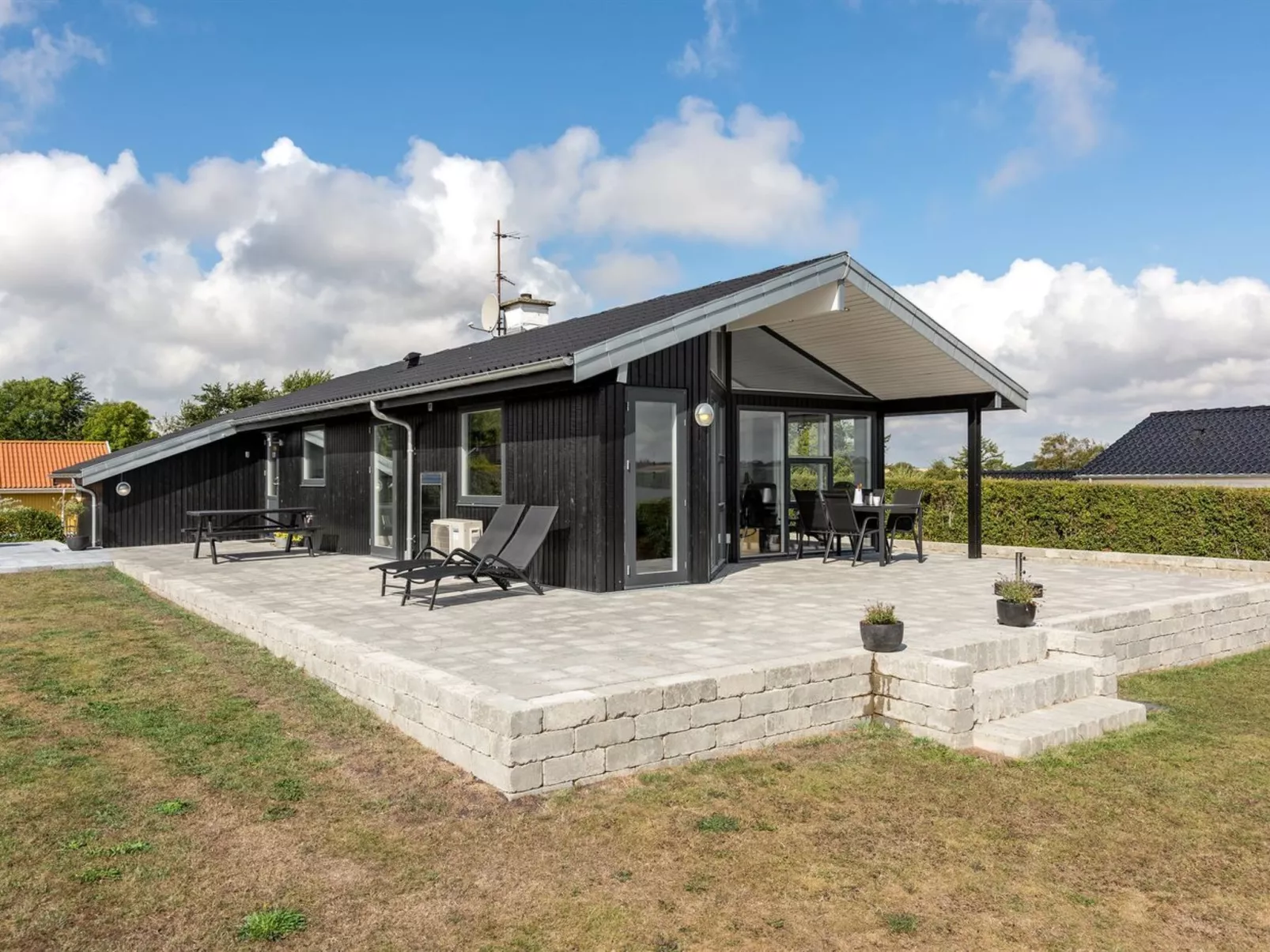 "Beowulf" - 200m from the sea-Outside