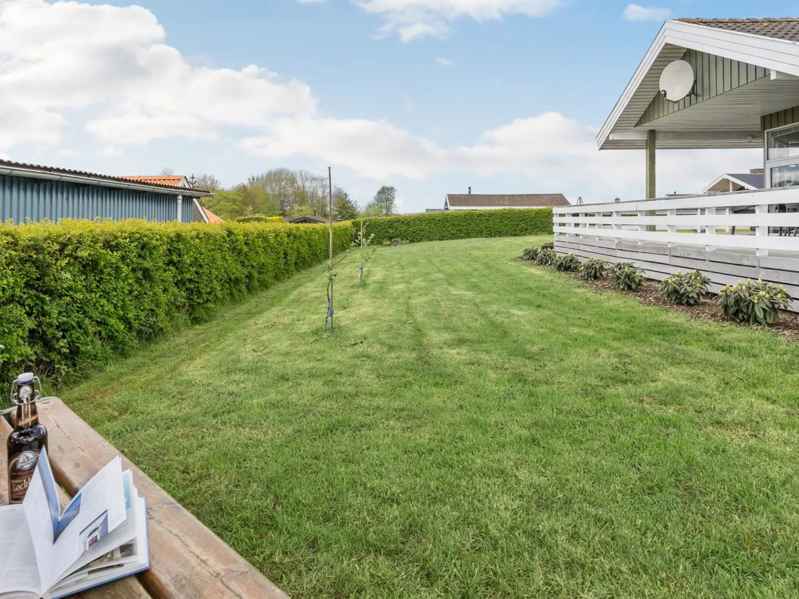 "Guldborg" - 400m to the fjord-Outside