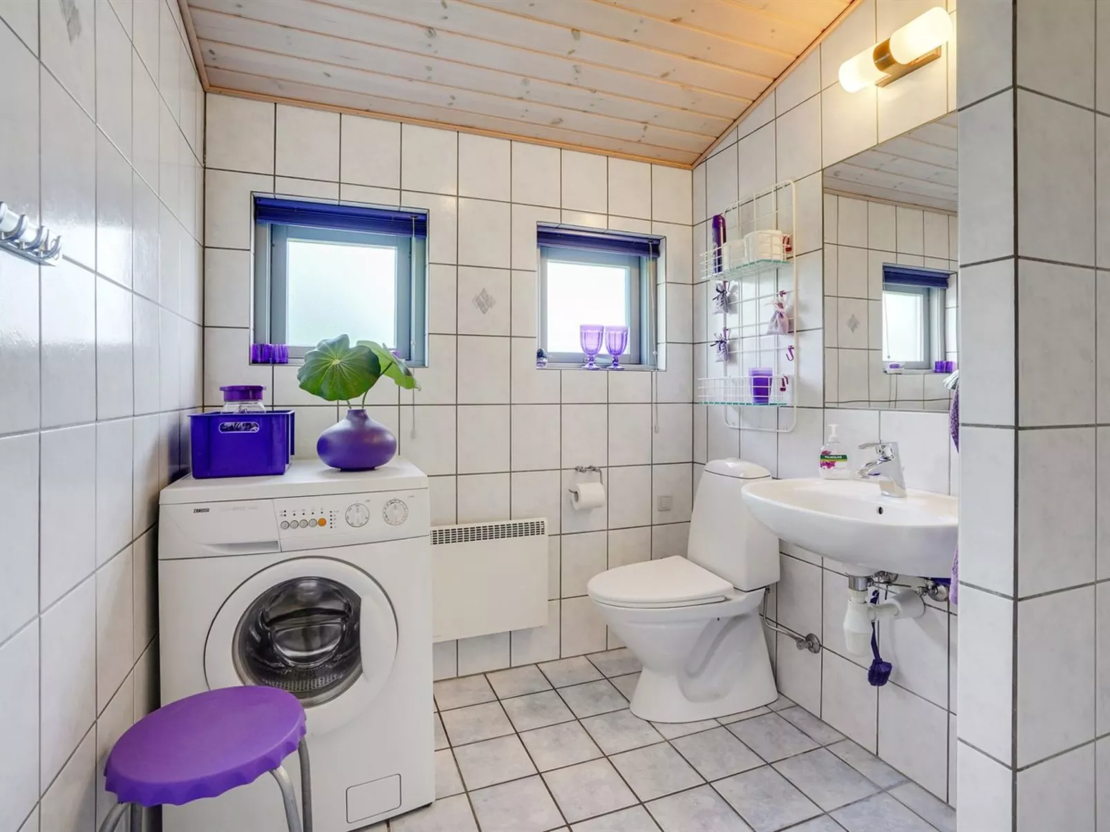 "Elise" - 800m from the sea-Inside