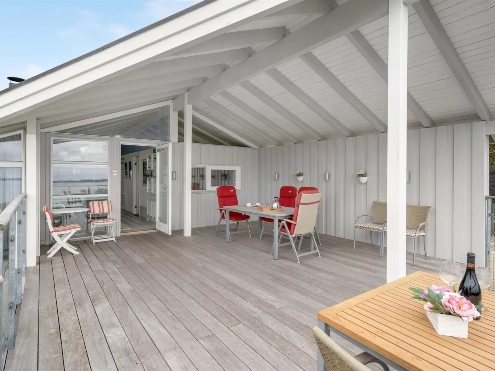 "Eilen" - 250m from the sea-Outside