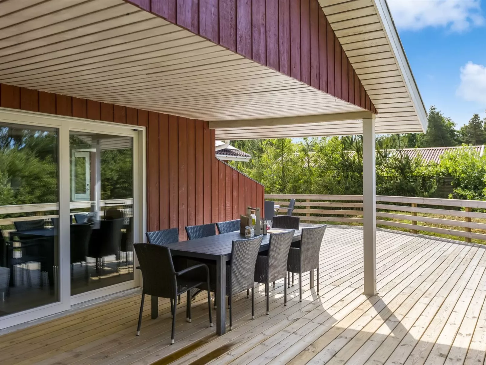 "Reidar" - 1km from the sea-Outside