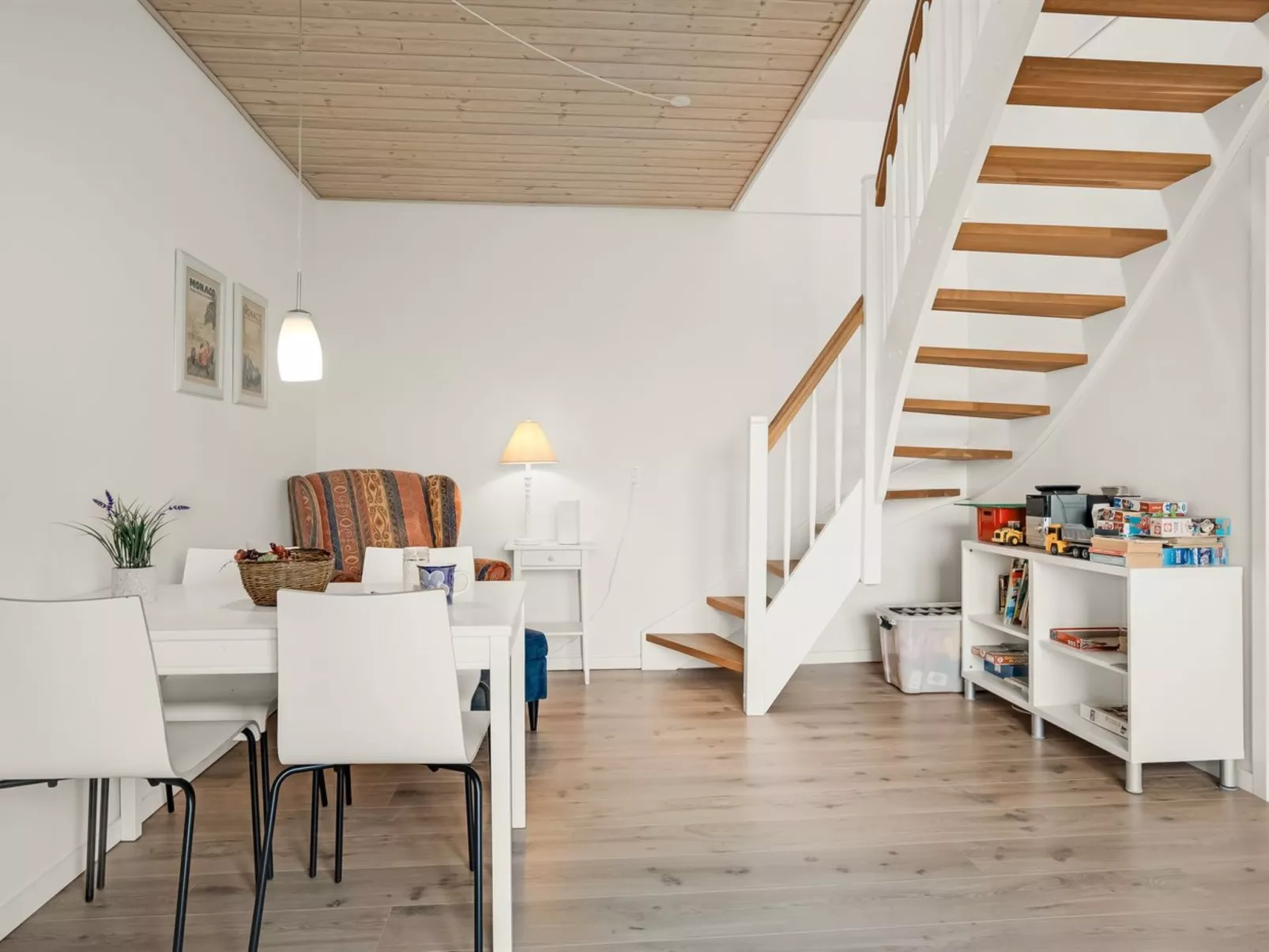 "Elmo" - 300m from the sea-Drinnen