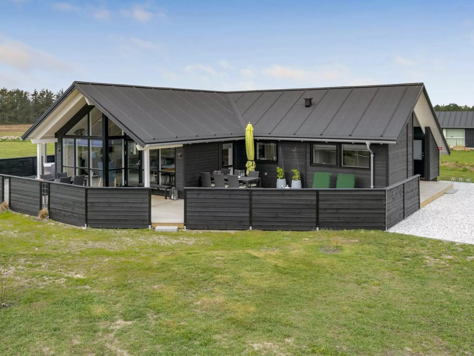 "Ina" - 1.2km from the sea-Draußen