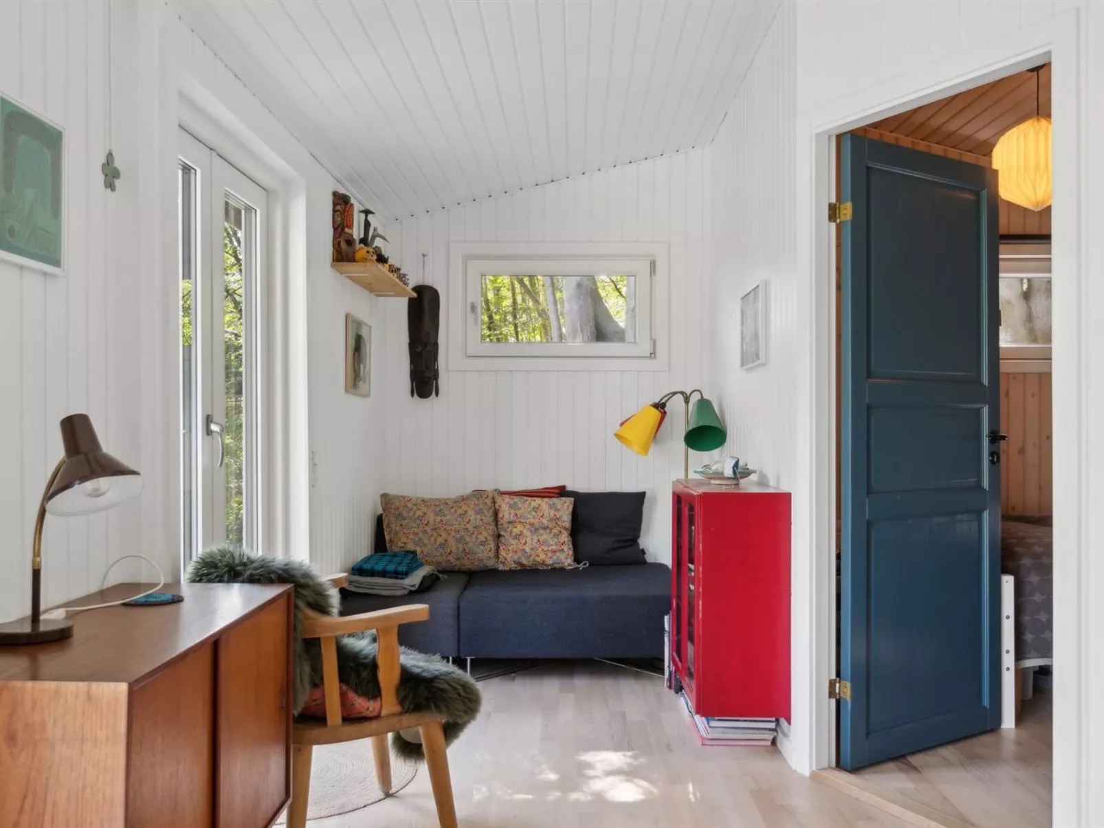 "Sarah" - 500m from the sea-Inside