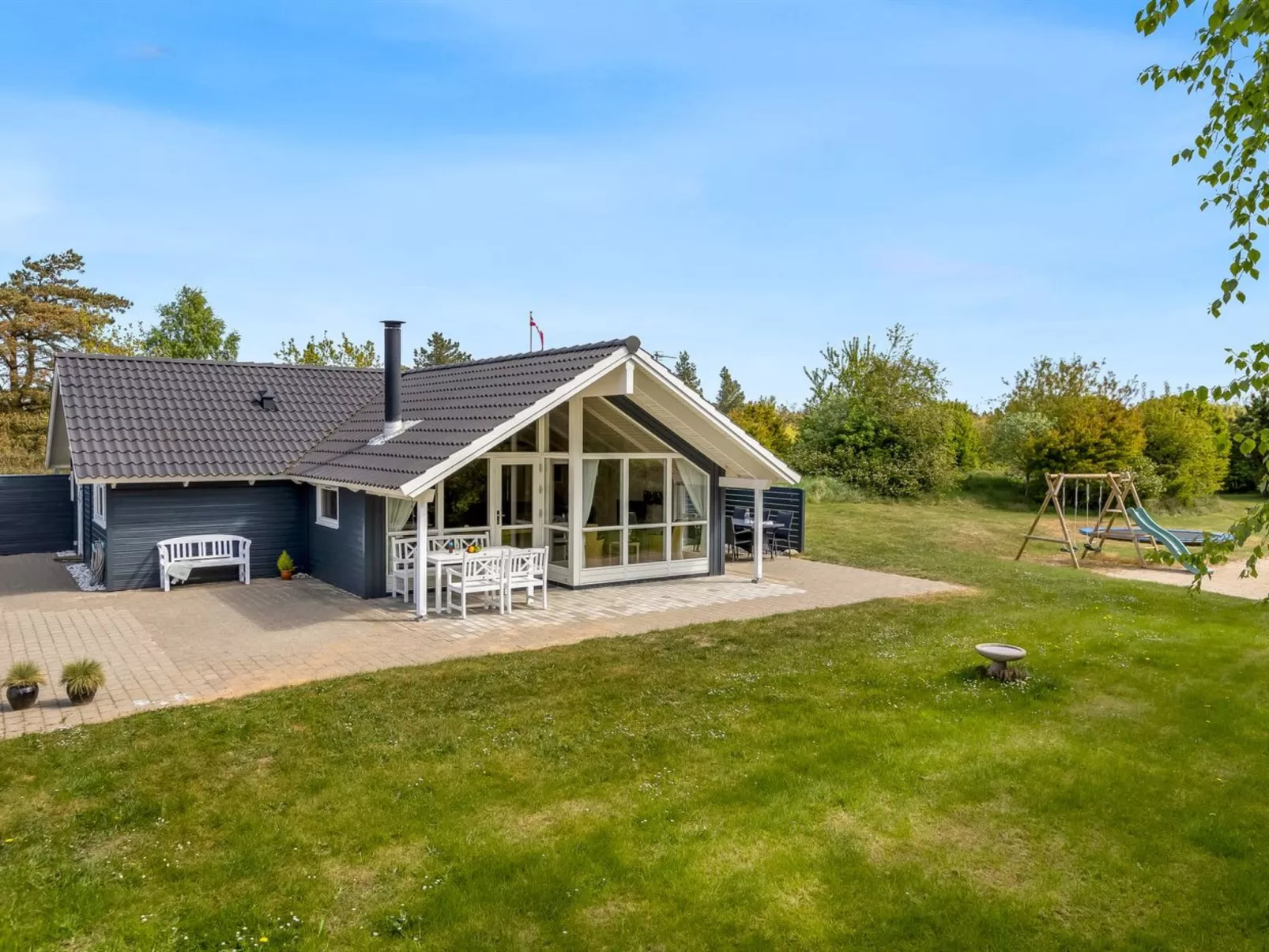 "Tovi" - 4km from the sea-Outside