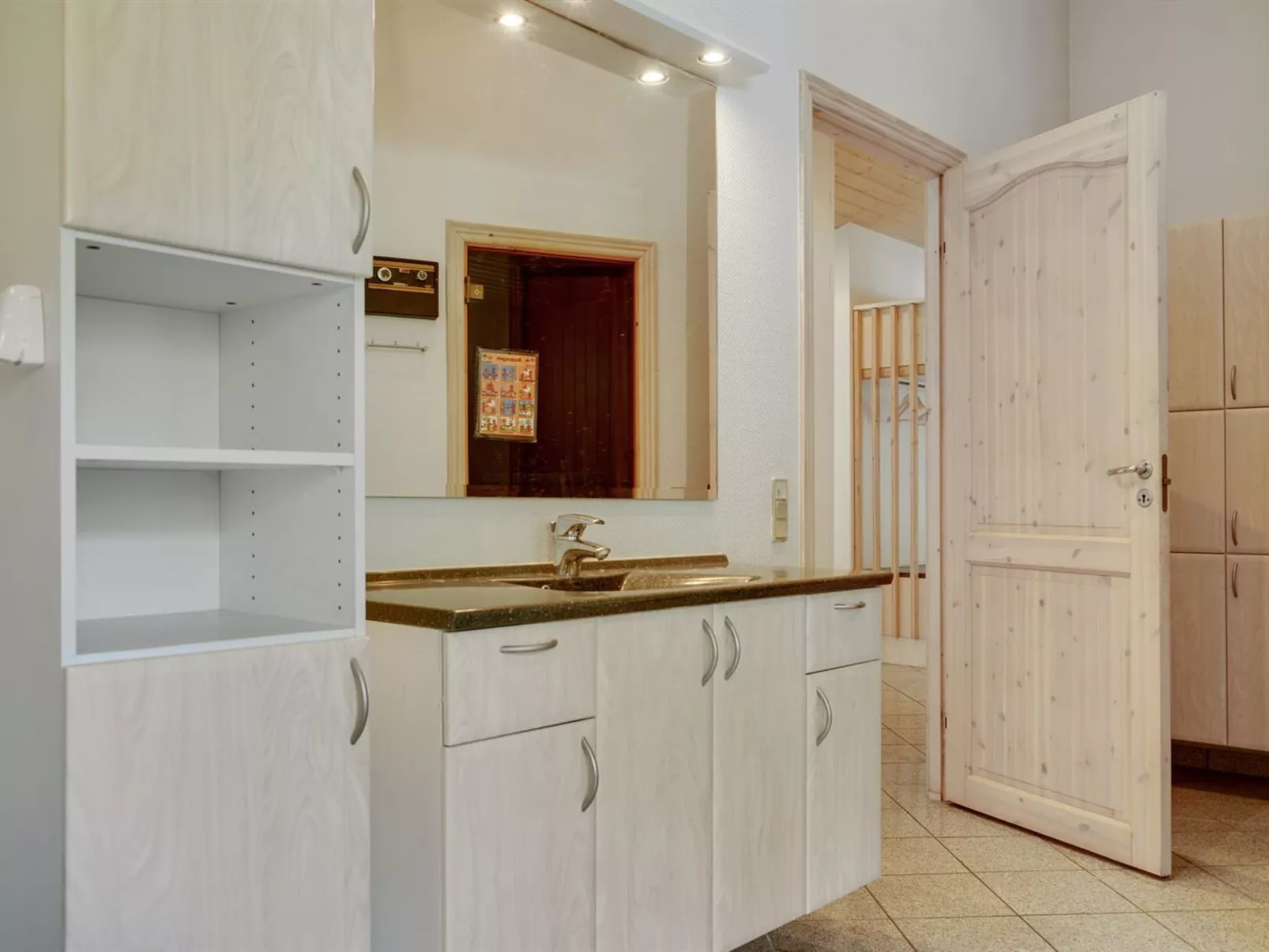 "Liliana" - 800m from the sea-Drinnen