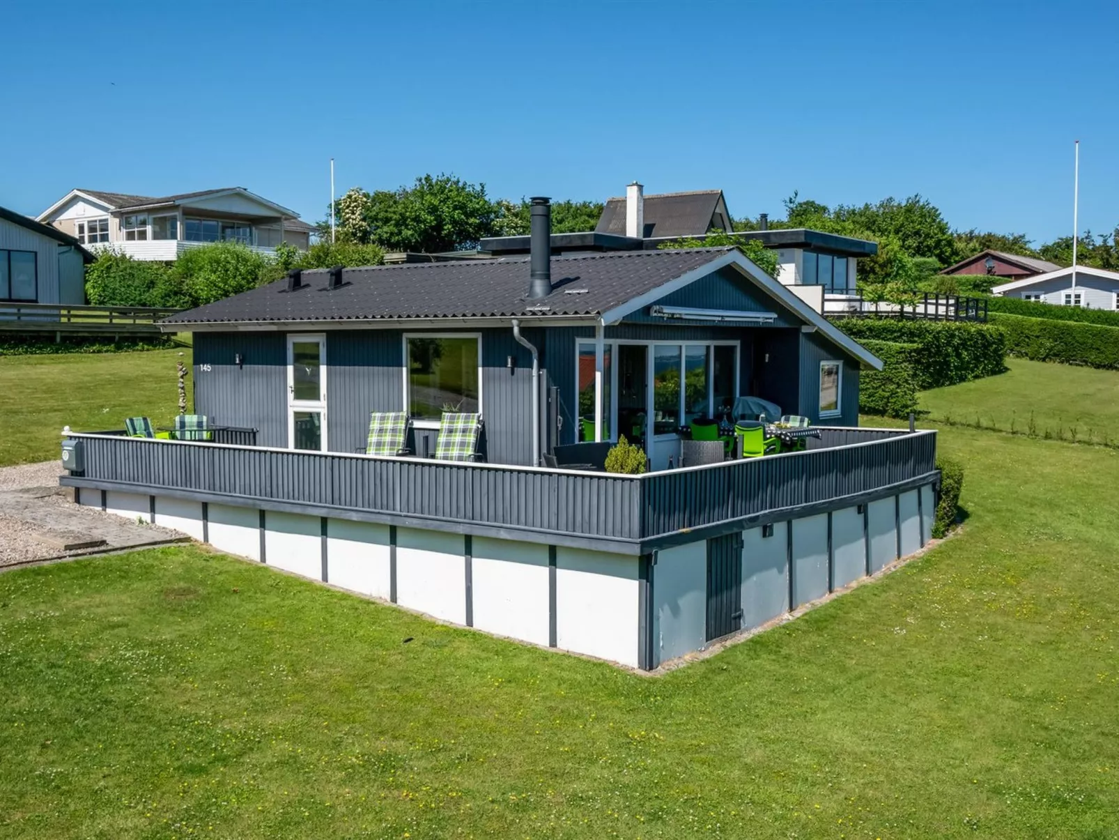 "Jenvold" - 300m to the fjord-Outside