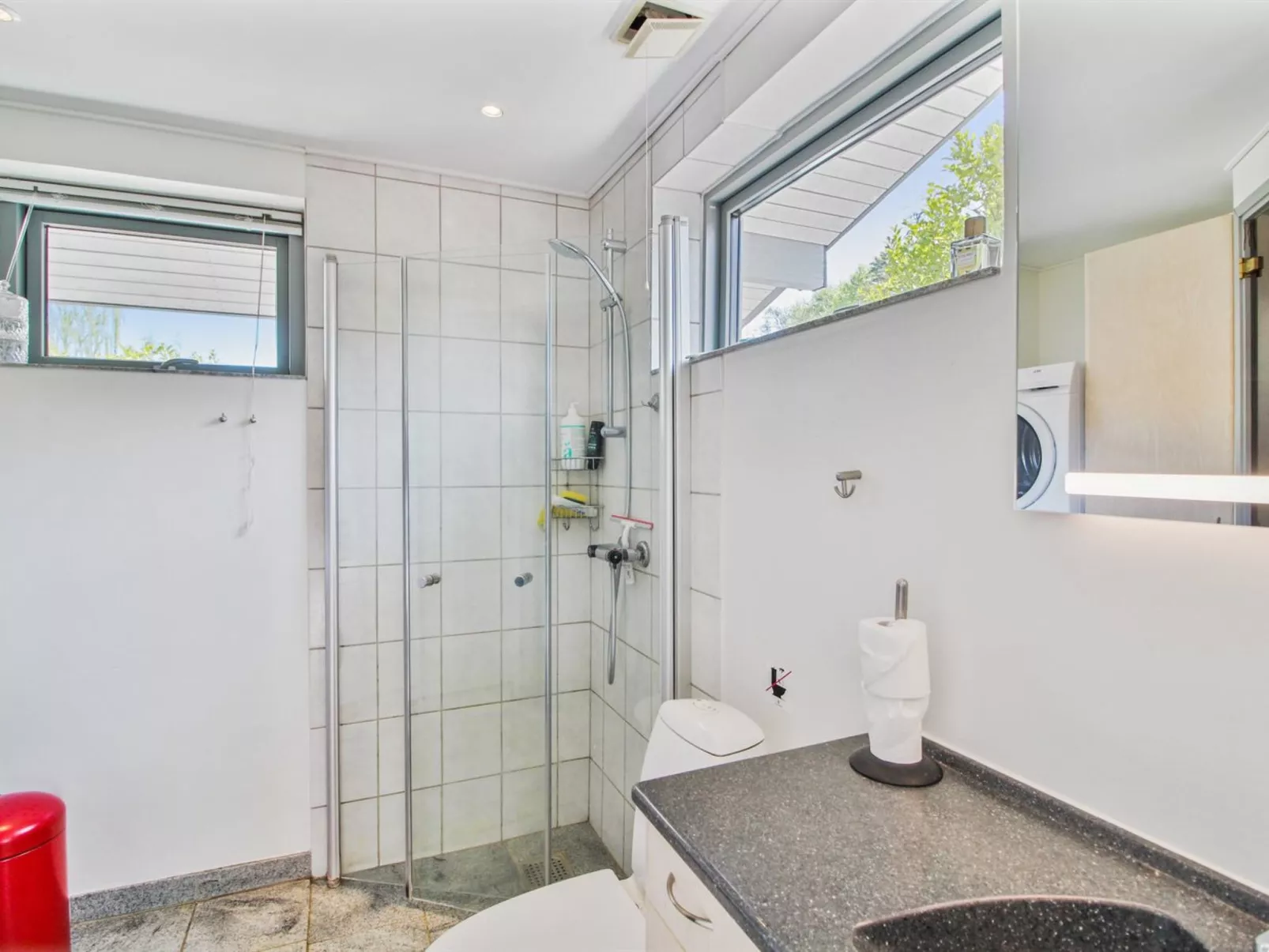 "Freding" - 250m to the fjord-Inside