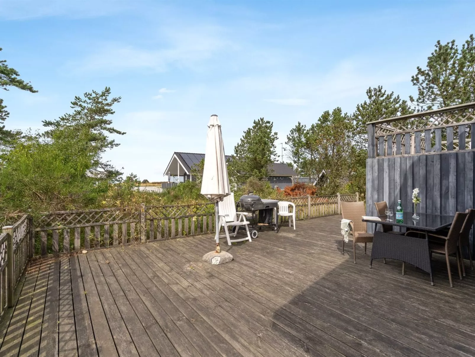 "Asmara" - 200m from the sea-Dehors