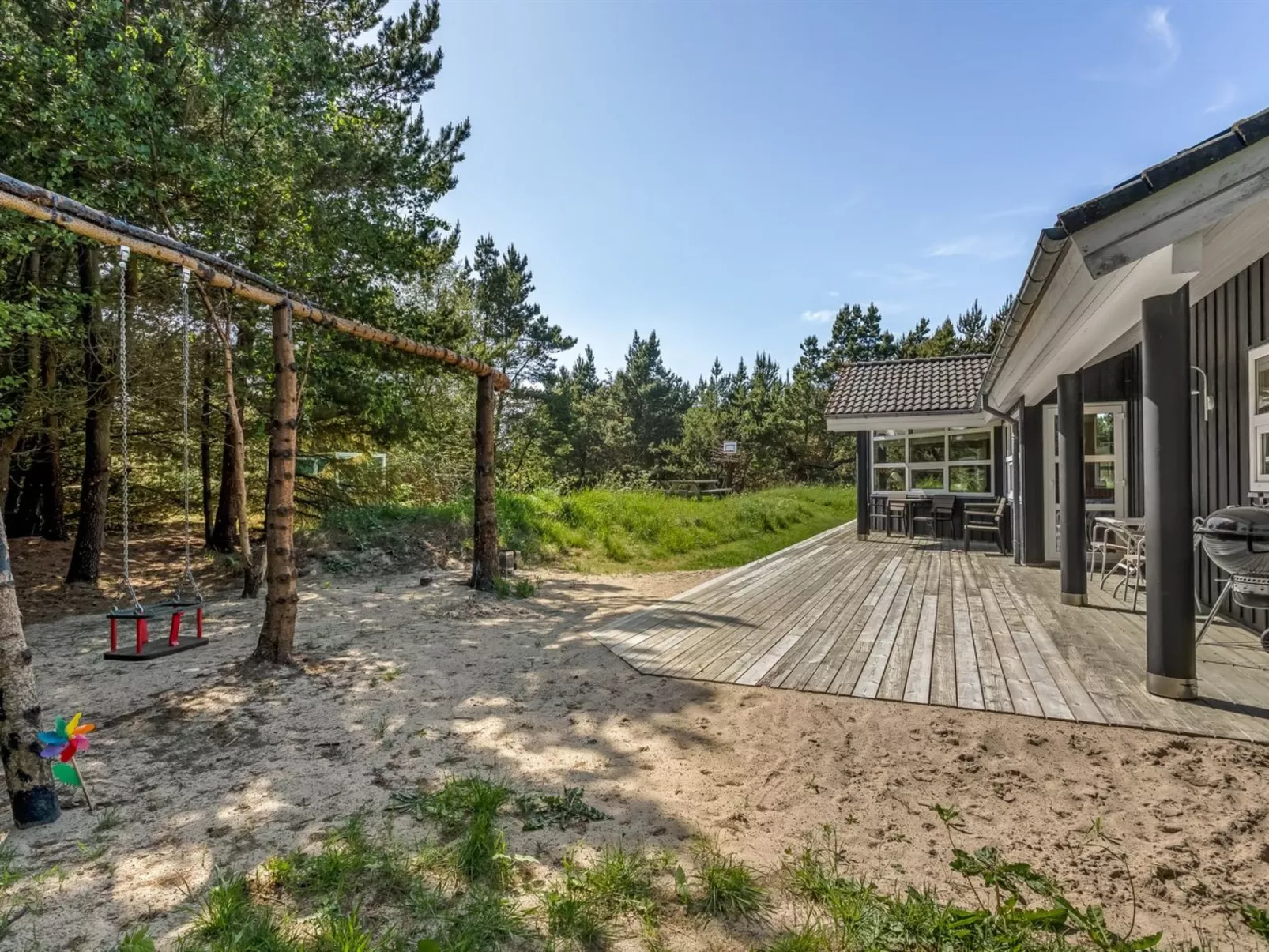 "Winder" - 1.3km from the sea-Outside