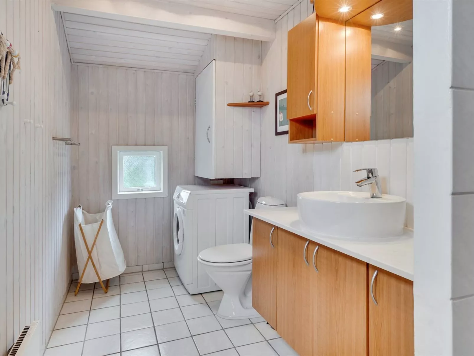 "Bernadet" - 425m from the sea-Drinnen