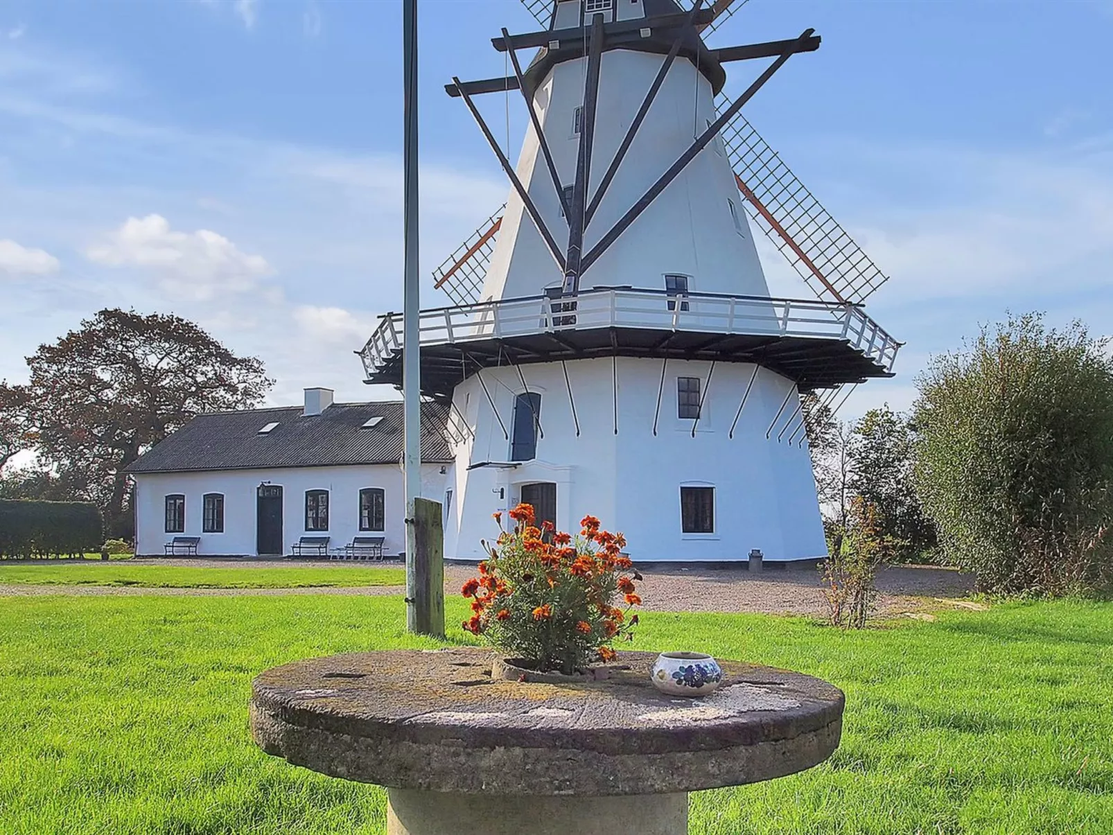 "Iorund" - 550m from the sea-Draußen