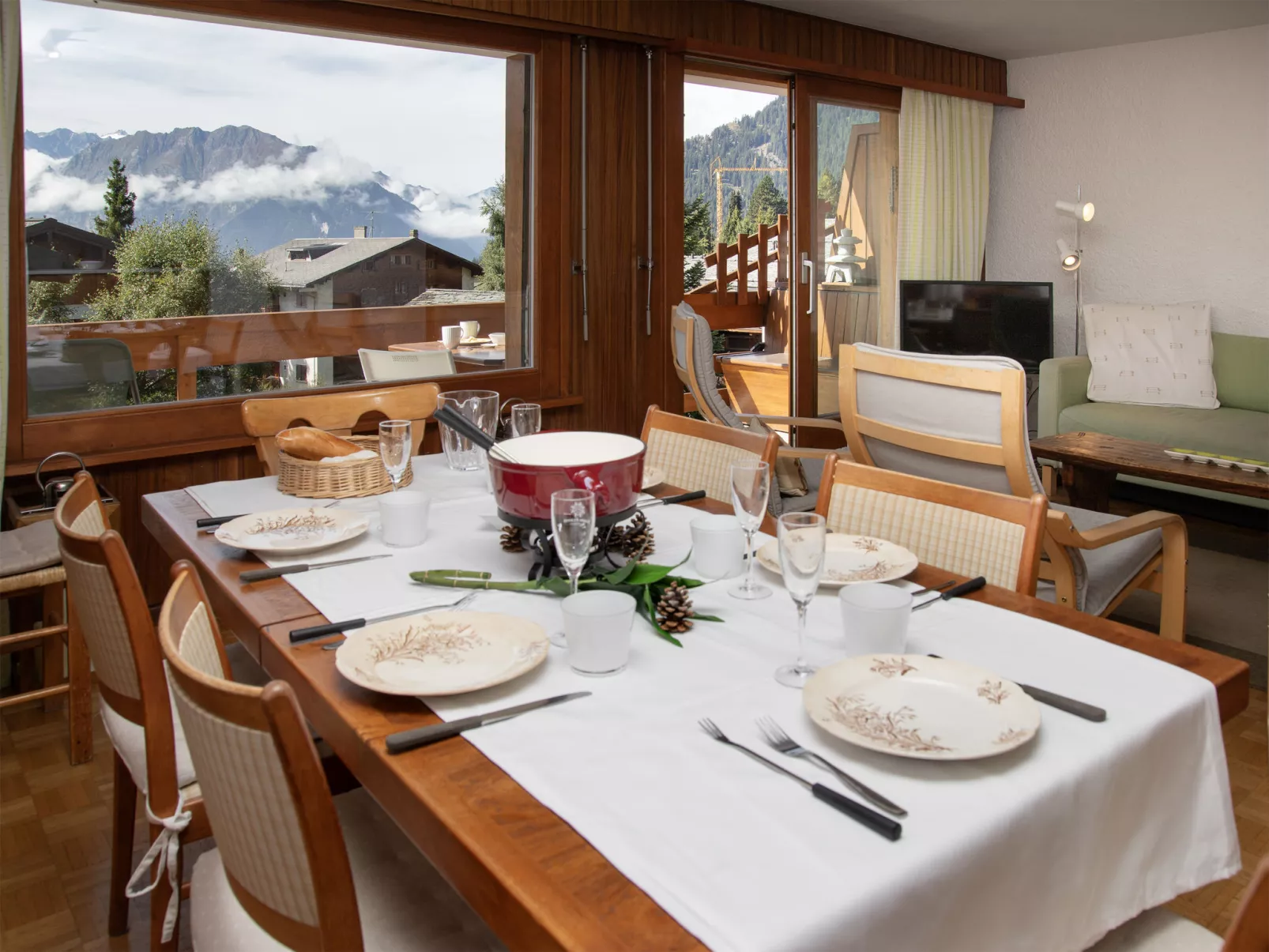 Val Neige 11-Drinnen