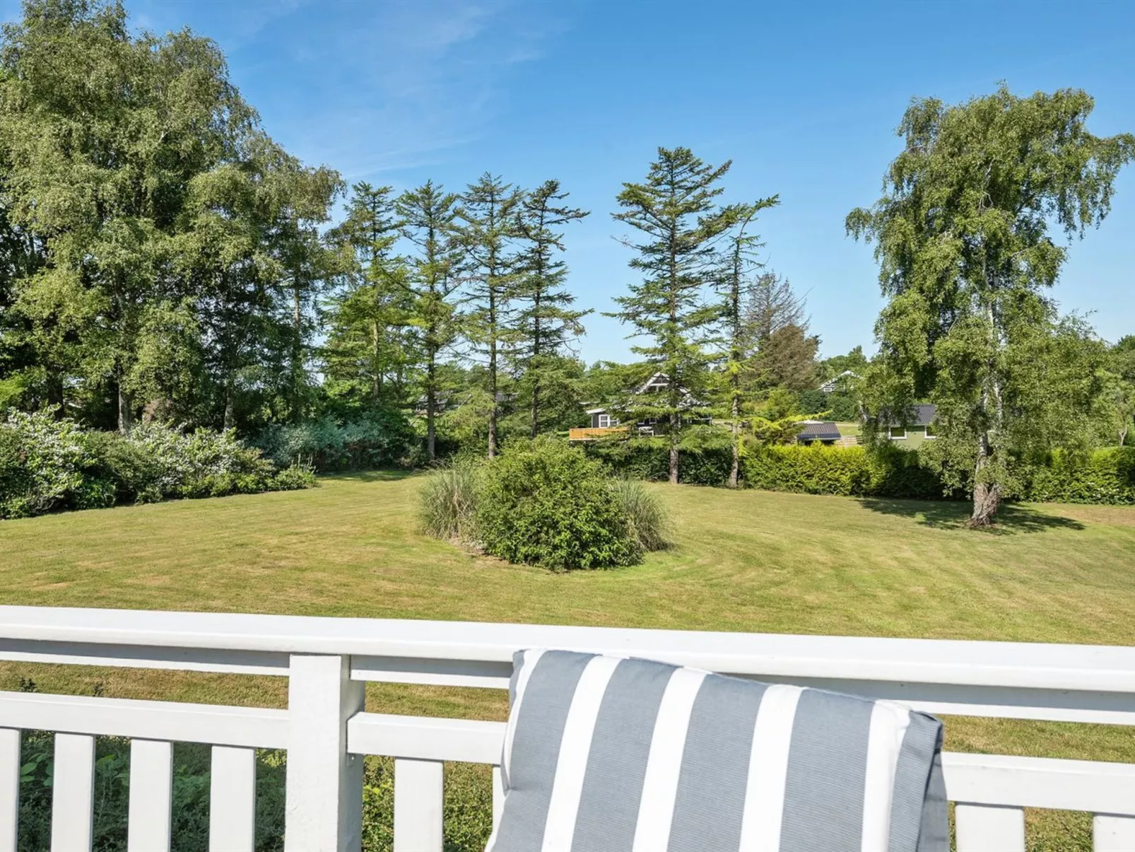 "Lillan" - 250m from the sea-Outside