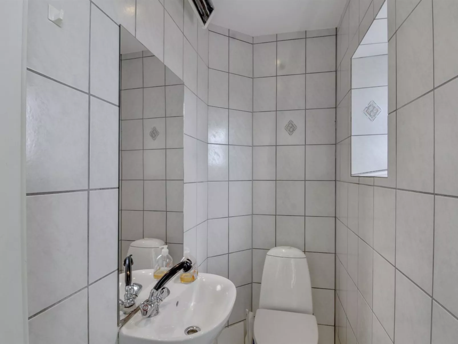 "Juuso" - 20km from the sea-Inside