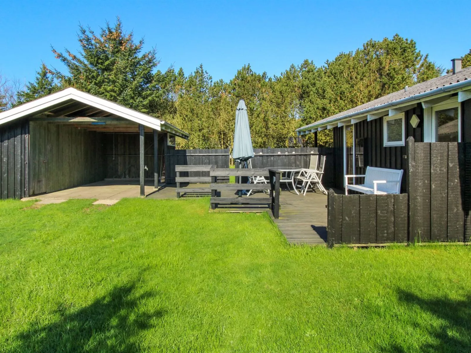 "Conradine" - 500m from the sea-Outside