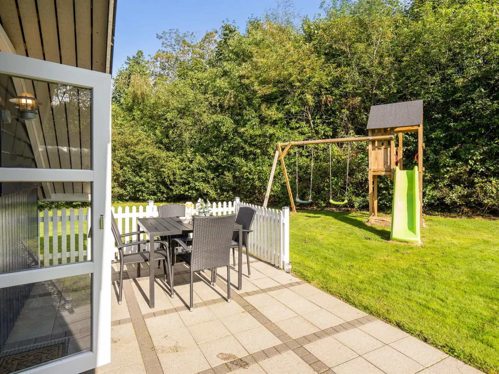 "Ines" - 25km from the sea-Outside