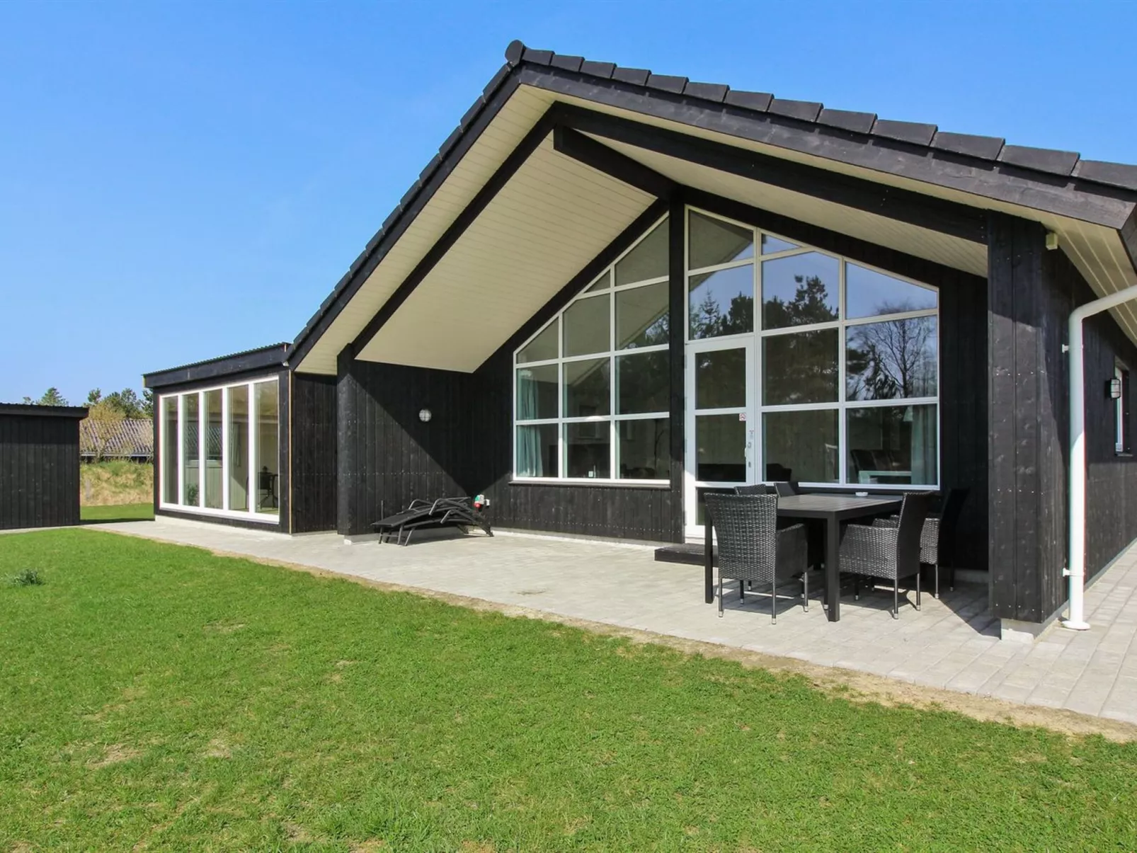 "Ethel" - 1.5km to the fjord-Draußen