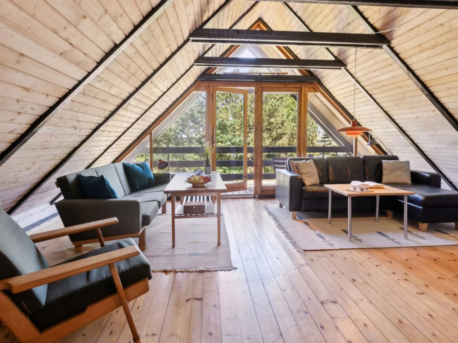 "Jorinde" - 2.8km from the sea-Inside