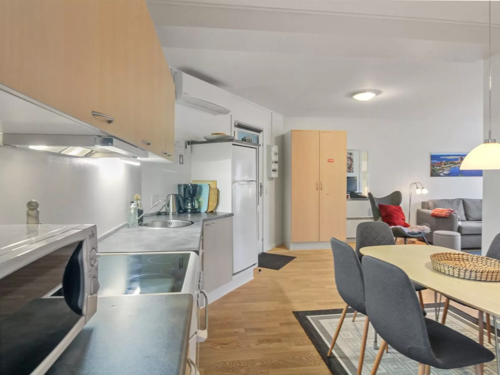 "Gjuro" - 50m from the sea-Drinnen