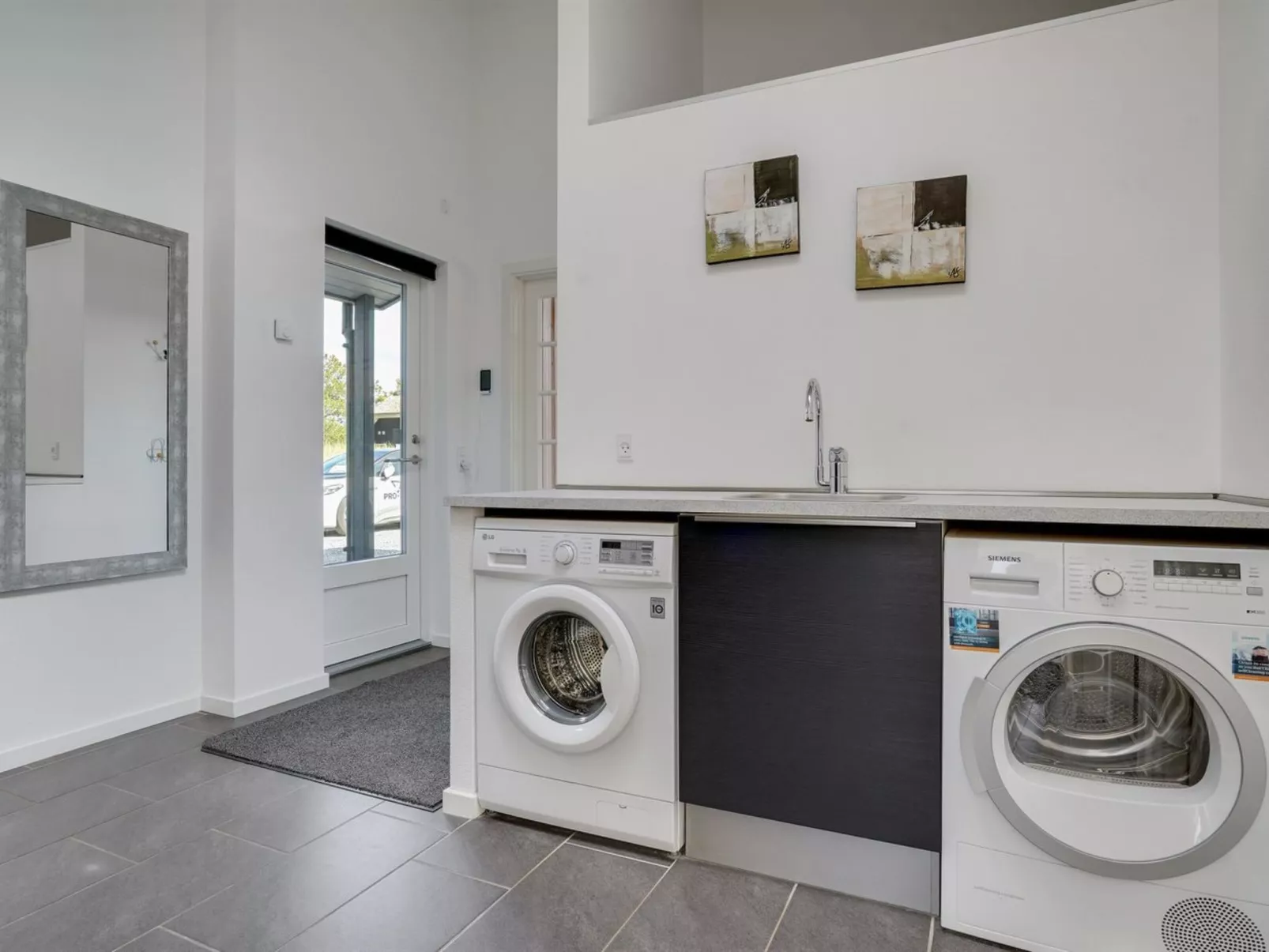 "Siegfried" - 500m from the sea-Dedans