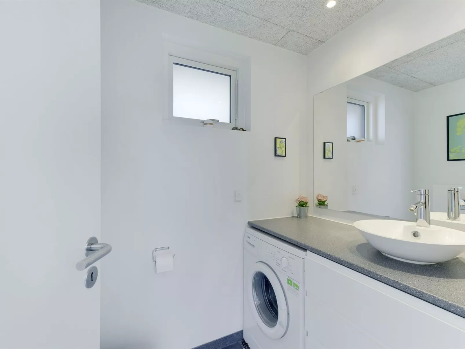 "Herewardus" - 10m to the fjord-Drinnen