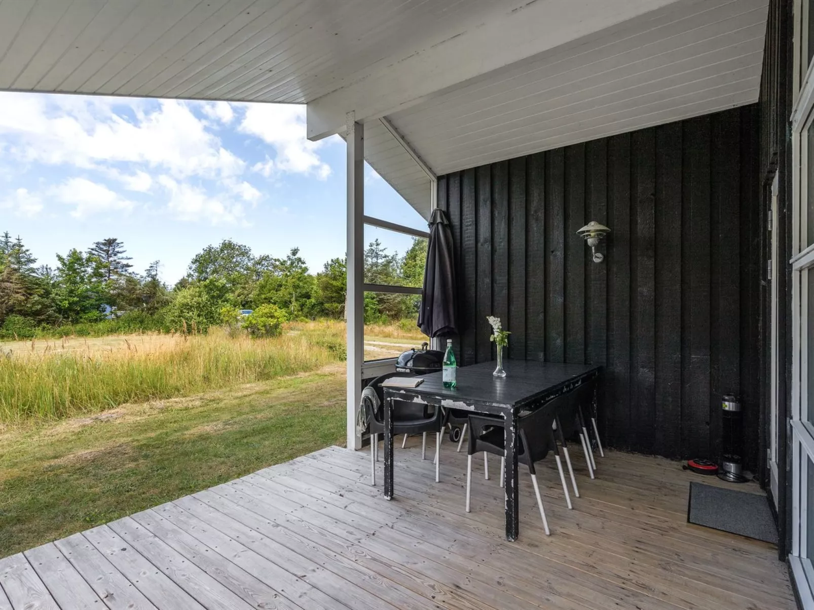 "Anahi" - 3km from the sea-Outside