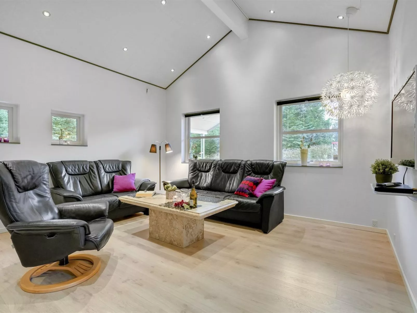 "Hekla" - 30km from the sea-Drinnen