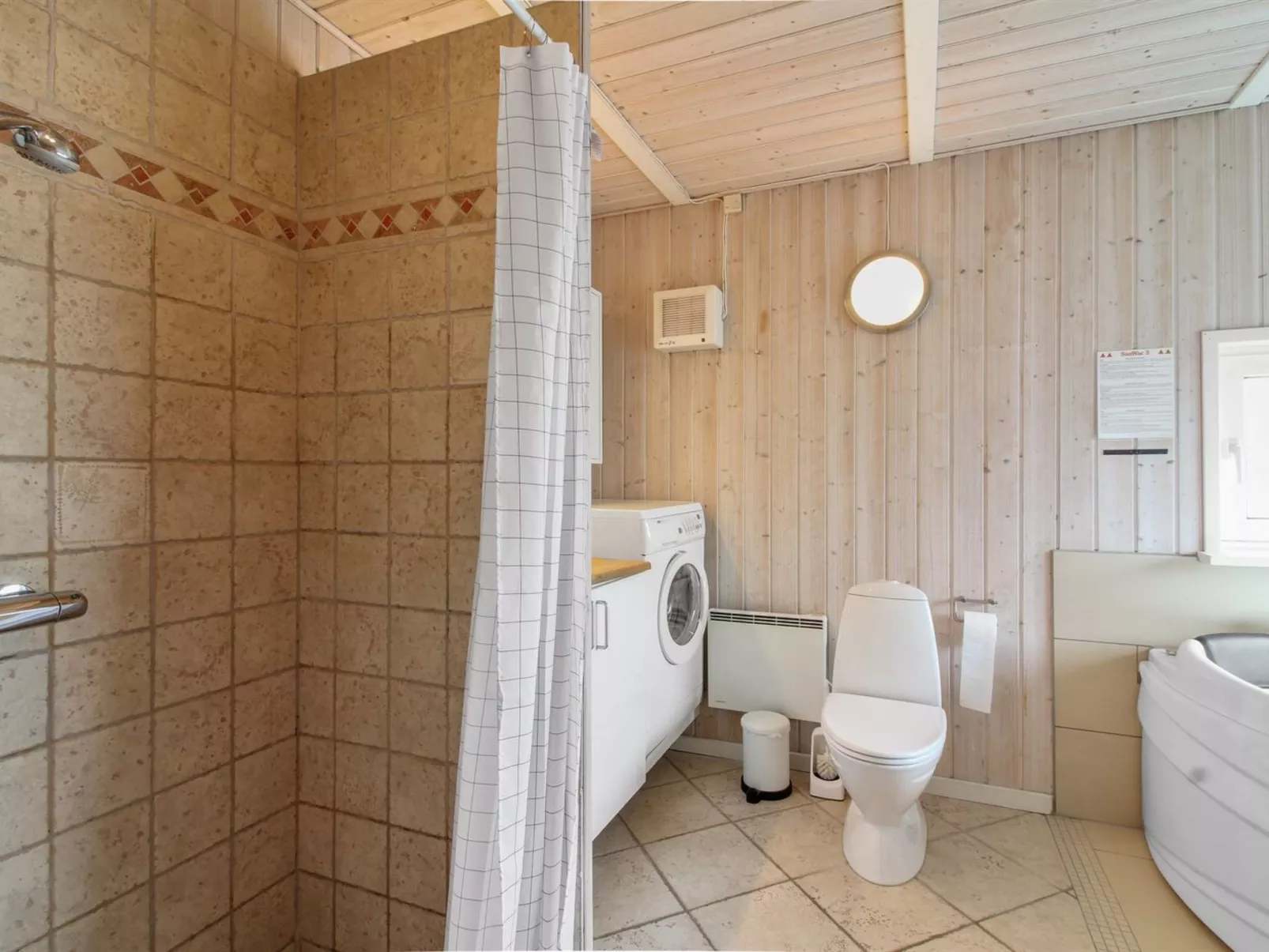 "Mette" - 98m from the sea-Inside