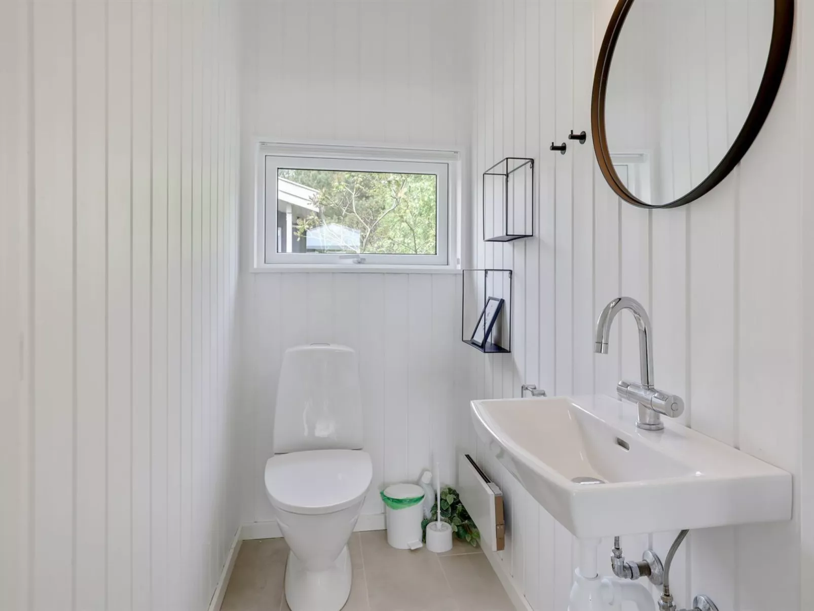 "Botolphus" - 20m from the sea-Dedans