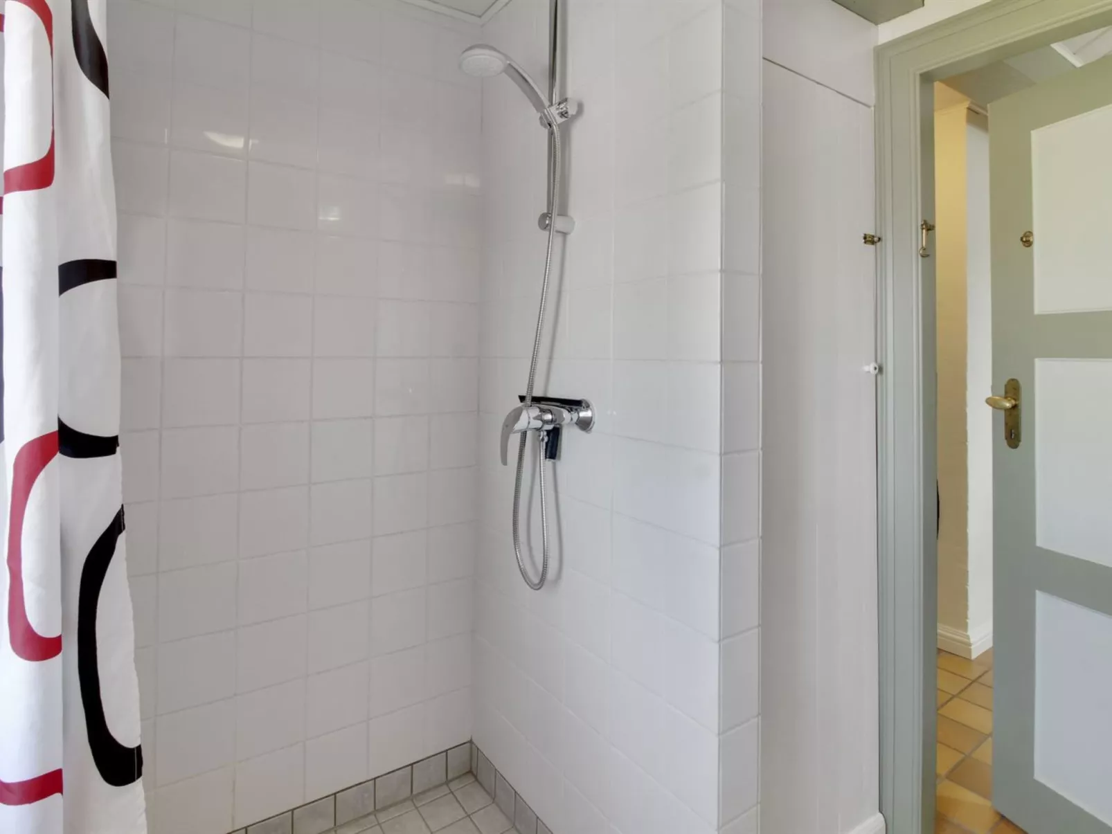 "Ingulf" - 18km from the sea-Inside