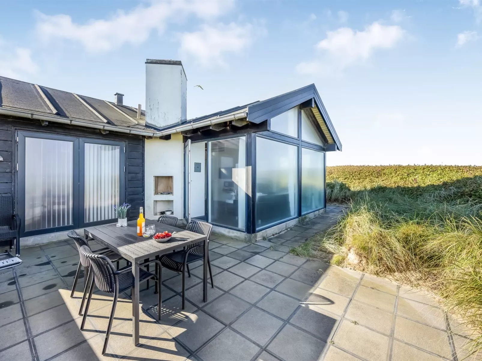 "Antonie" - 95m from the sea-Draußen