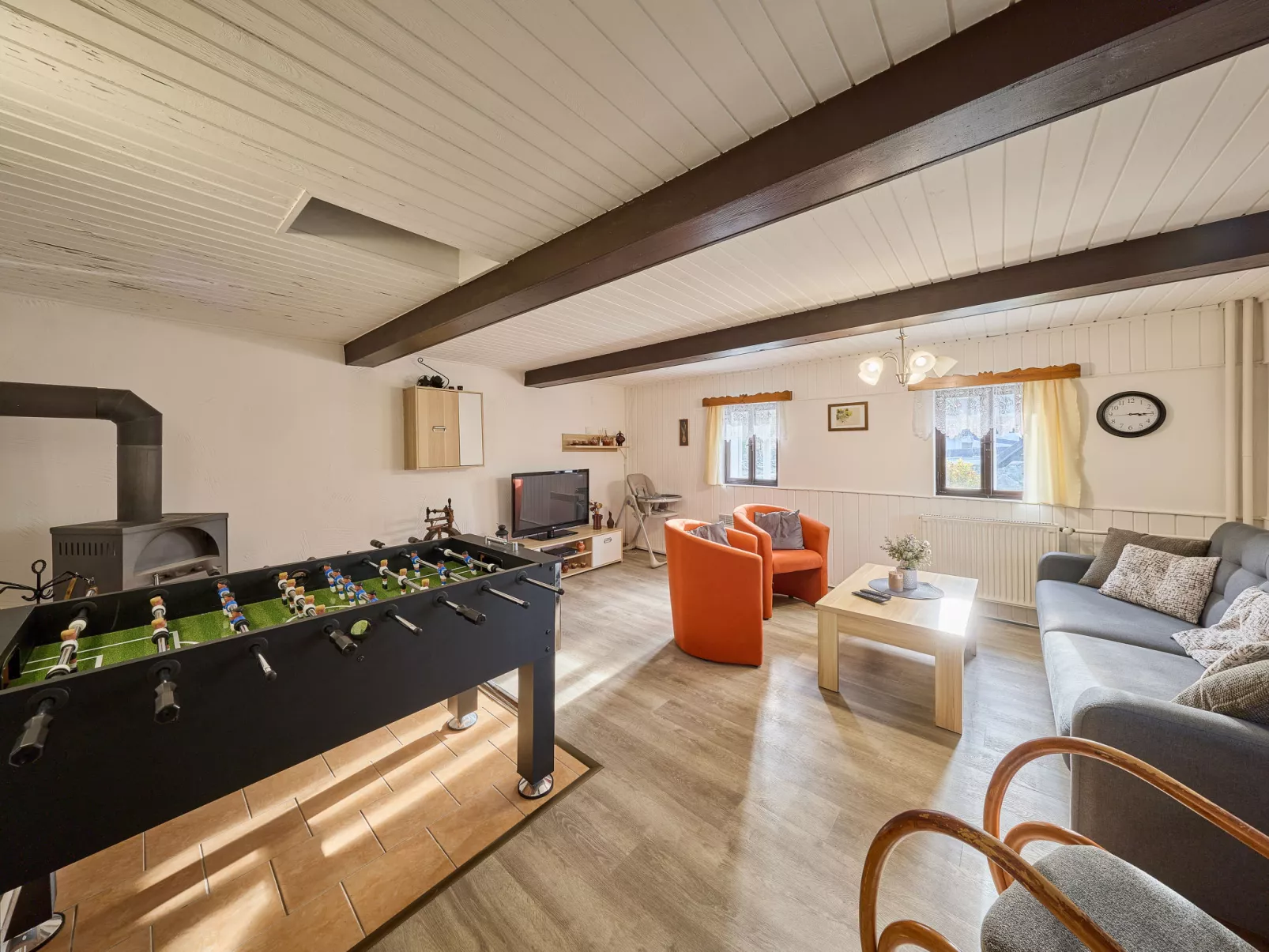 Leisure Lounge & Pool-Inside