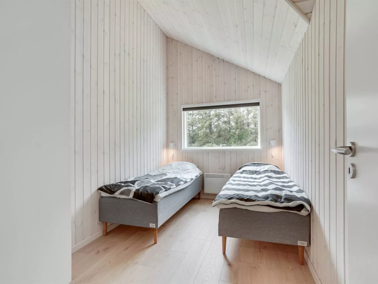 "Arlina" - 1.5km from the sea-Drinnen