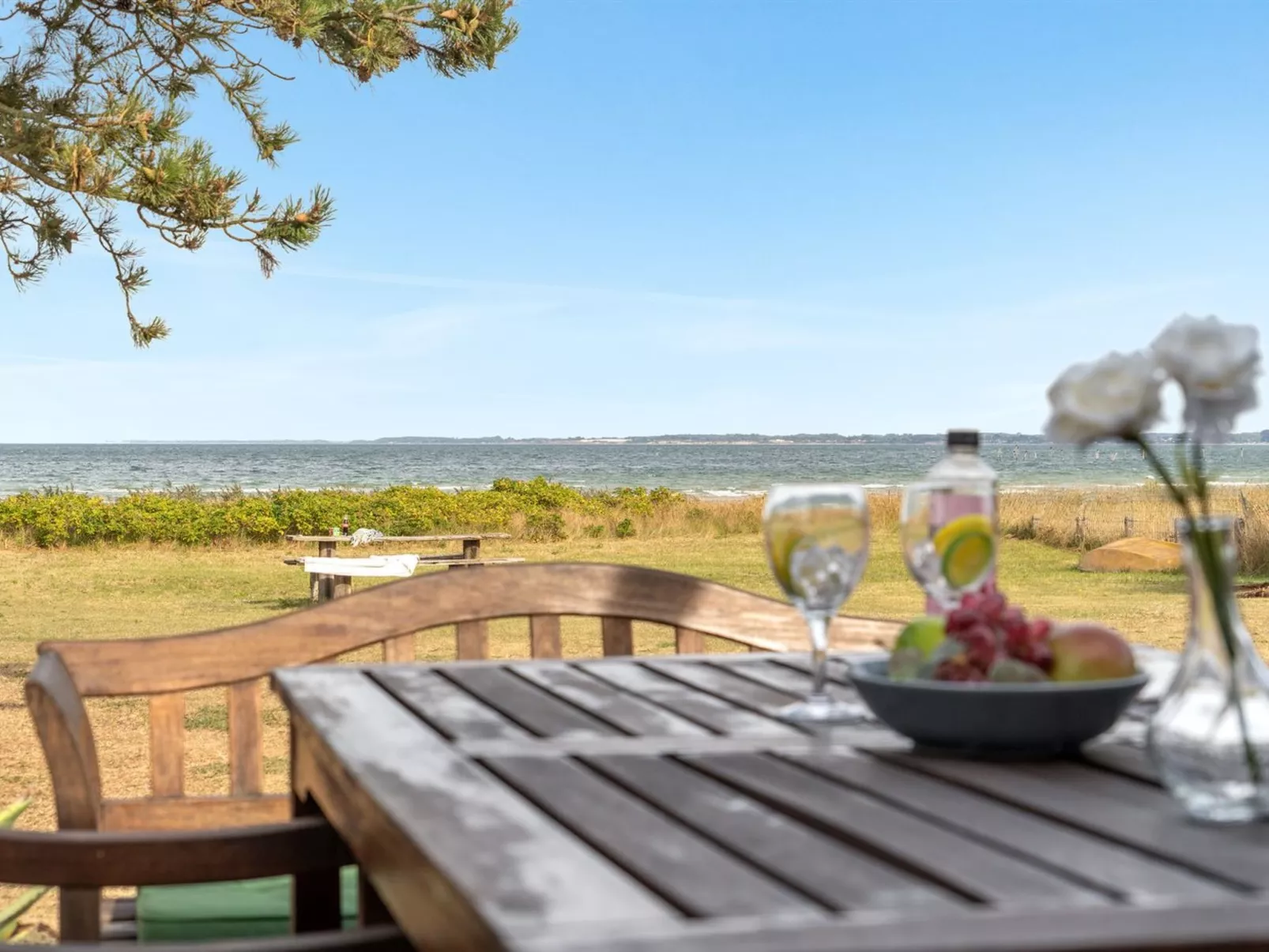 "Sigurd" - 20m from the sea-Outside